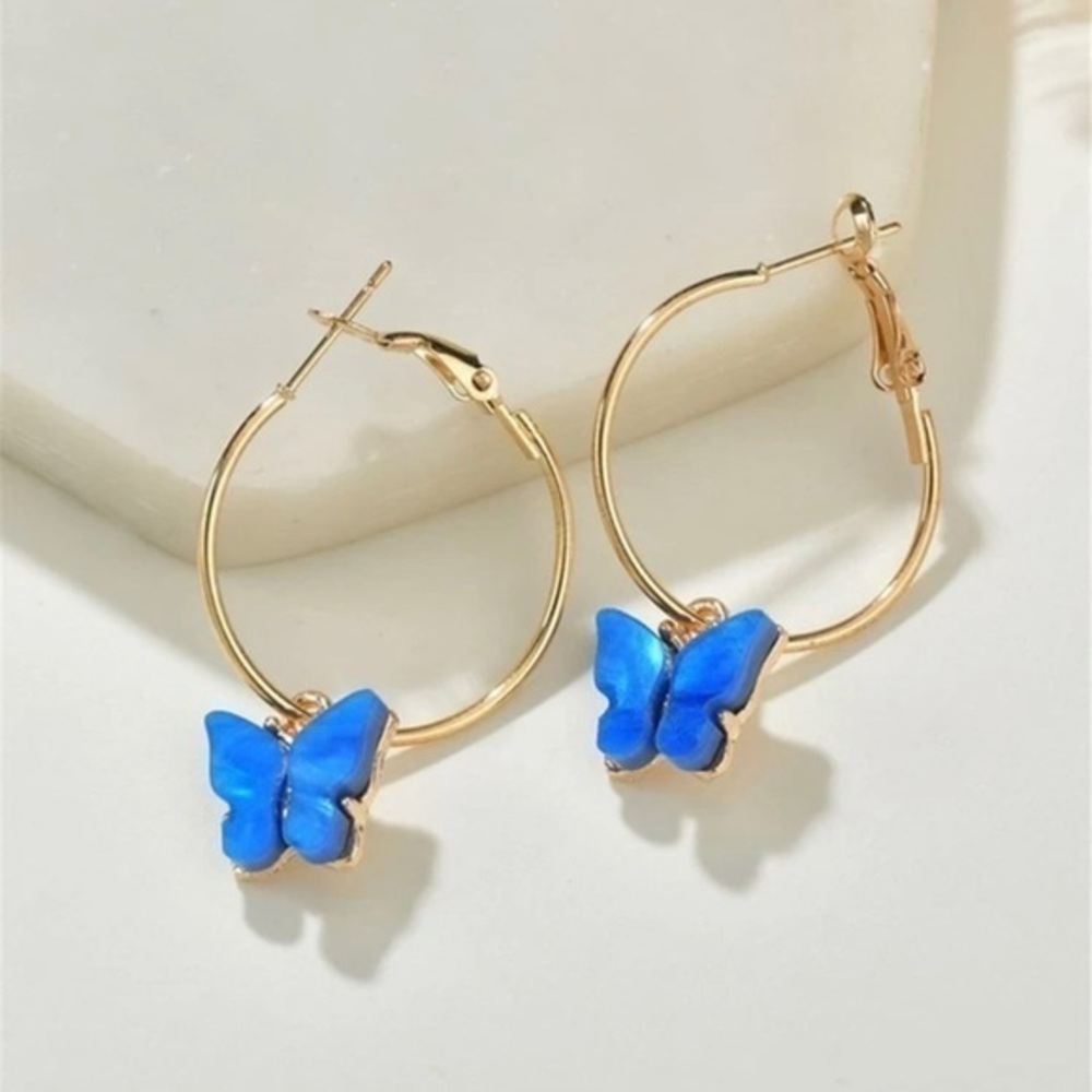 3/$30 💛 Butterfly Hoop Earrings